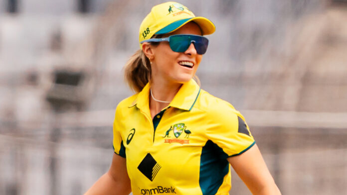 Australia's Sophie Molineux in doubt for New Zealand series after suffering fractured rib