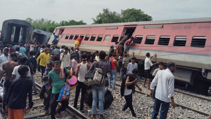 UP: Restoration Work Underway At Chandigarh-Dibrugarh Express Derailment Site In Gonda