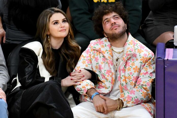 Selena Gomez, Benny Blanco reveal who said 'I Love You' first during couple challenge