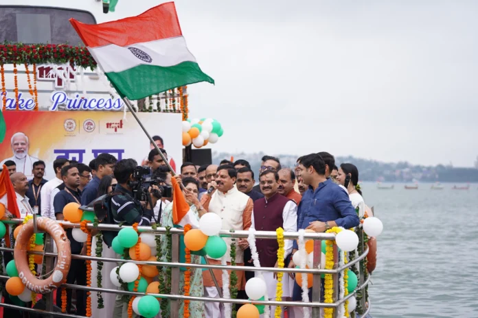 Madhya Pradesh: CM Mohan Yadav participates in Tiranga Yatra program at Boat Club in Bhopal