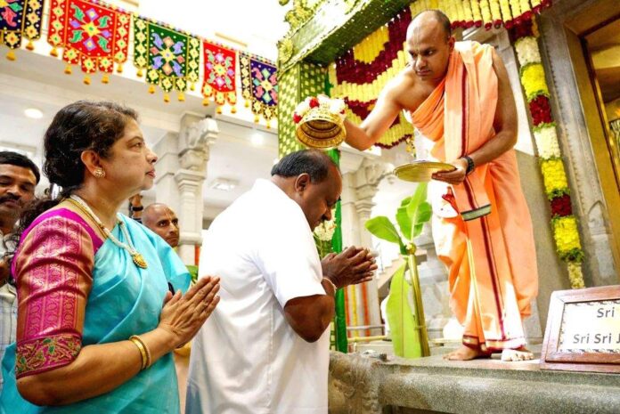 Union Minister HD Kumaraswamy Visits ISKCON Temple In Bengaluru On Janmashtami