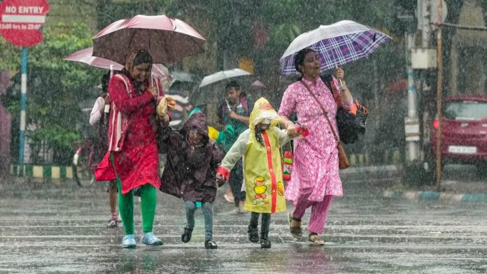 IMD issues red alert for heavy rainfall in parts of Odisha