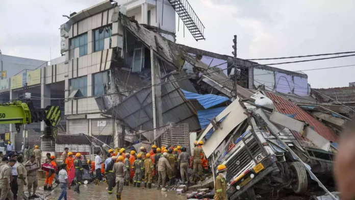 Lucknow Building Collapse: Death Toll Rises To 8, 28 Injured