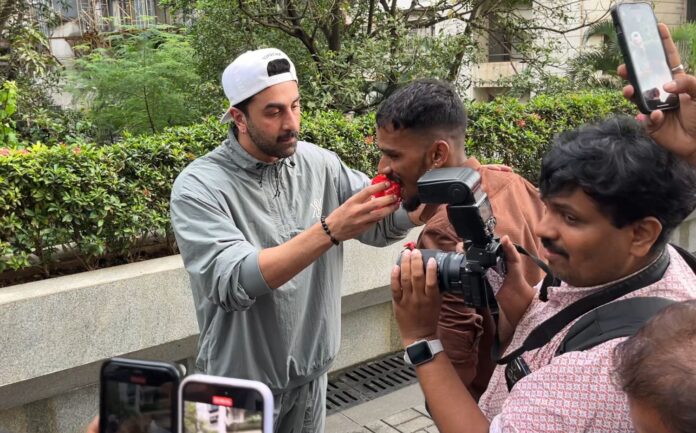 Ranbir Kapoor Celebrates Birthday With Paps, Cuts Cake And Meets Fans