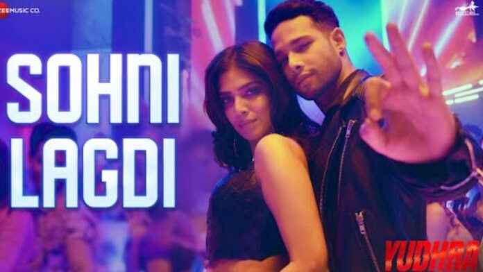 Yudhra: Look at Siddhant Chaturvedi, Malavika Mohanan's dance moves in 'Sohni Lagdi'