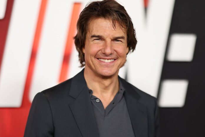 Tom Cruise surprises fans during 'Top Gun: Maverick' orchestral concert