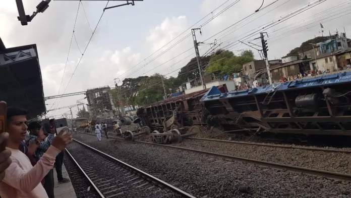 Madhya Pradesh: 3 Goods Train Coaches Derail On Delhi-Mumbai Route In Ratlam