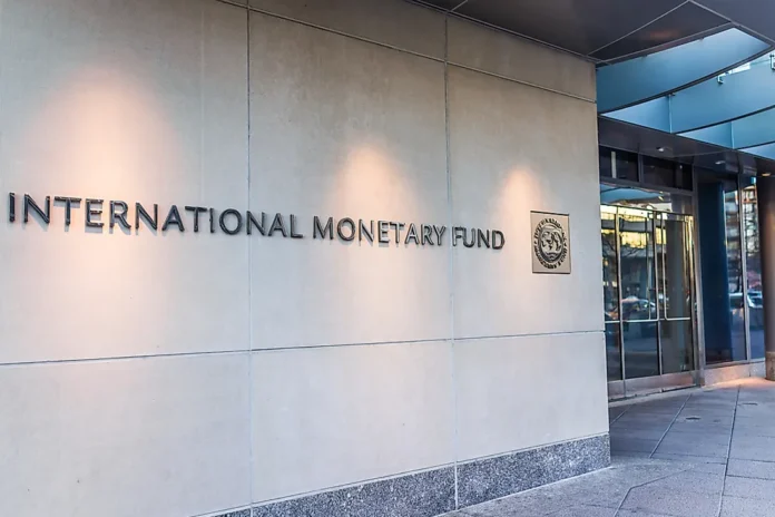 IMF Urges Pakistan To Tackle Corruption Amid USD 7 Bn Loan Agreement