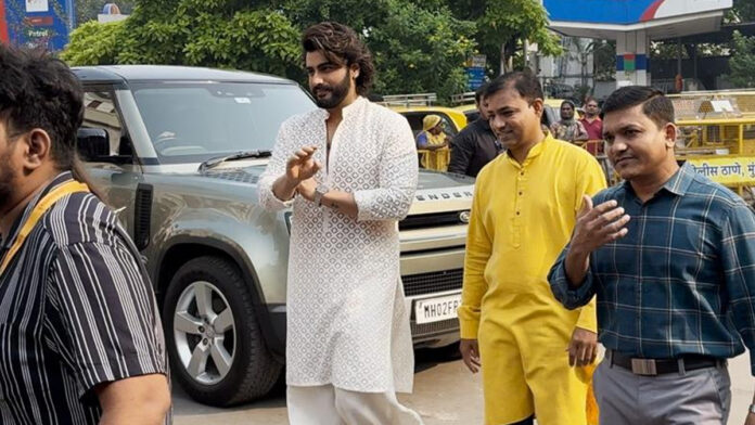 Arjun Kapoor visits Siddhivinayak Temple as 'Singham Again' hits theatres