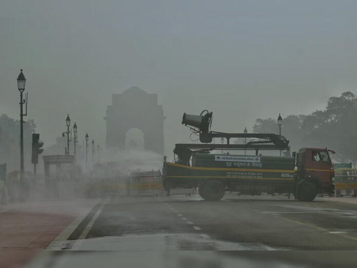 Delhi air pollution: AQI reaches 'severe plus' level, toxic foam seen floating on Yamuna River in Kalindi Kunj