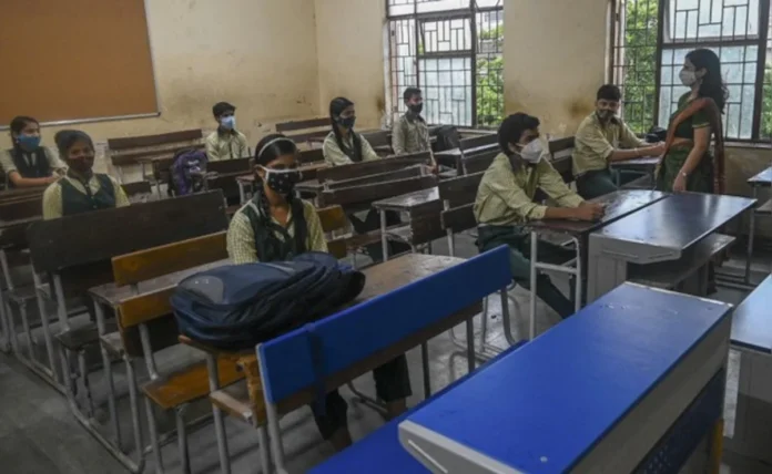 Delhi Directorate Of Education Orders Schools To Conduct Classes In Hybrid Mode