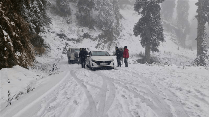 Bhaderwah Attracts Tourists Amid Fresh Snowfall In Jammu And Kashmir