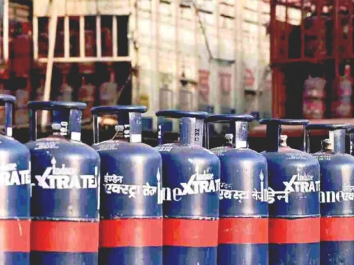 LPG Price Hike: Commercial Cylinder Rates Increase, Domestic Prices Unchanged