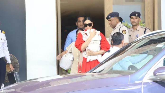 Deepika Padukone Returns To Mumbai With Baby Dua After Bengaluru Concert