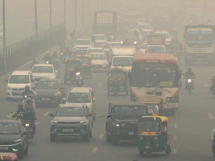 Delhi's AQI Remains In 'Poor' Category, Temperature Stabilizes