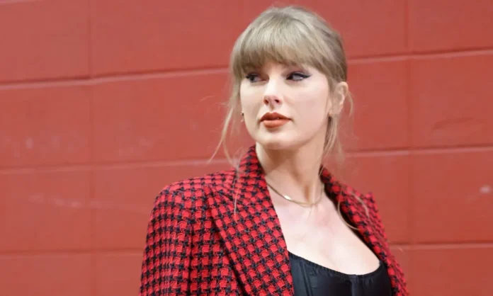 Taylor Swift sends sweet gift to fan who called her outfit 