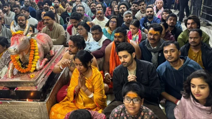 Utkarsh Sharma Visits Ujjain's Mahakaleshwar Temple, Attends Bhasma Aarti