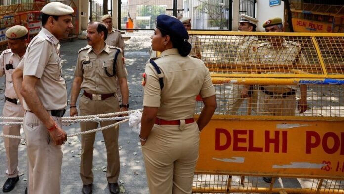 Teenager Stabs 35-Year-Old To Death After Altercation Near Delhi Police Bhawan