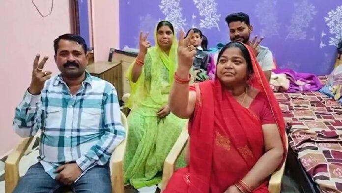 Boatman’s Family In Prayagraj Earns Rs 30 Crore During Mahakumbh 2025