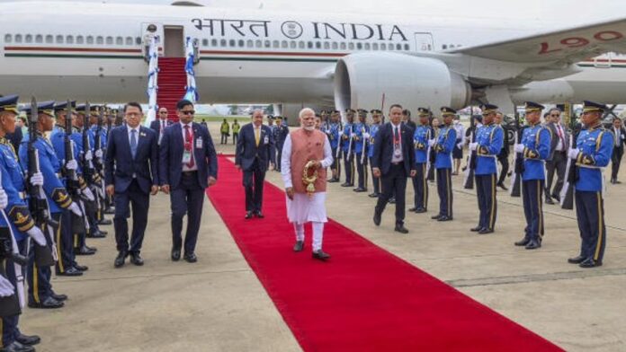 PM Modi Receives Guard of Honour In Thailand, Strengthens India-Thailand Ties At BIMSTEC Summit