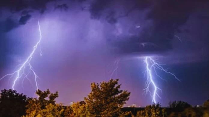 UP Govt Announces ₹4 Lakh Relief For Families Of Thunderstorm Victims; 22 Dead Across State