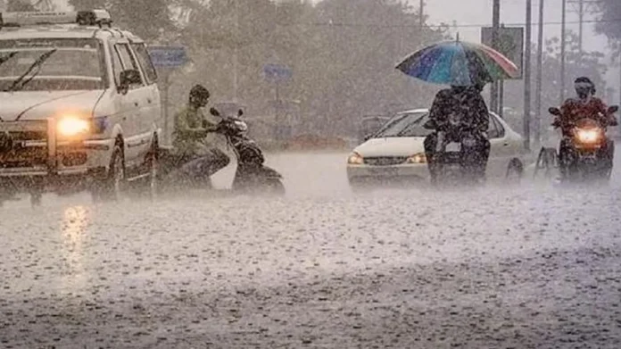 Kerala Faces Heavy Rains And Rising Flood Threat; Orange Alert Issued In Five Districts