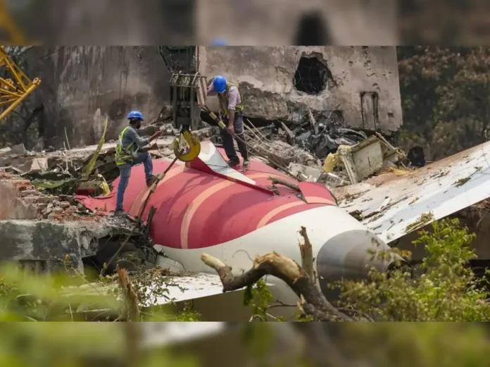 Etihad Airways Issues Caution On Boeing 787 Fuel Switches After Air India Crash Probe