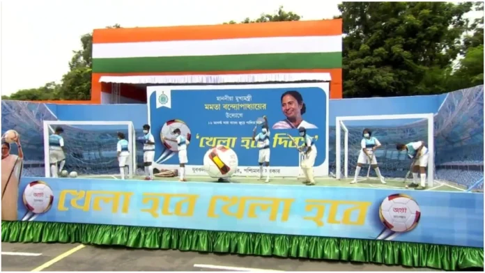 'Khela Hobe' At Independence Day Function Sparks Political Firestorm In Bengal