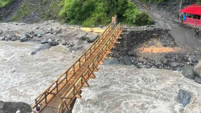 Over 300 Roads Closed In Himachal Pradesh Amid Heavy Rains, Orange Alert Issued For Three Districts