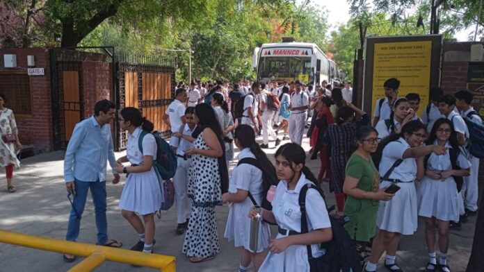 Over 50 Delhi Schools Receive Bomb Threats For Second Time This Week