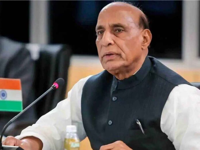 'Sabke Boss..': Rajnath Singh's Scathing Jab at Trump Over US Tariffs