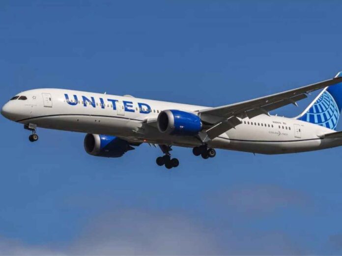 United Airlines Flight Declares 'Mayday', Forced to Dump Fuel Before Emergency Landing