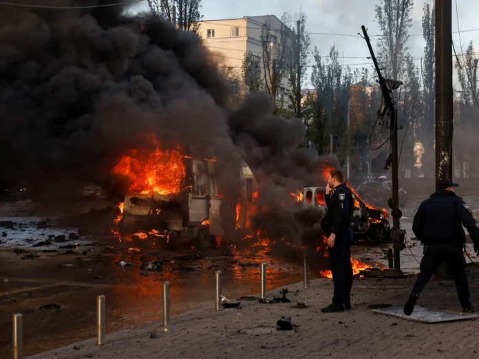 After Missile Strikes Rock Kyiv, Ukraine Hits Back — Targets Russian Oil Pipeline