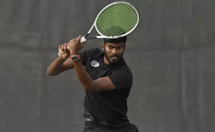 Davis Cup: Dhakshineshwar Suresh Stuns Higher-Ranked Opponent to Give India 1-0 Lead Against Switzerland
