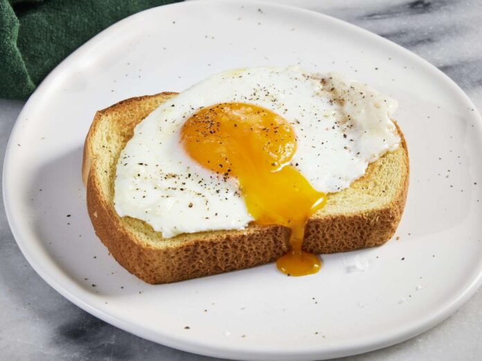 Six Delicious And Quick Egg Recipes To Revolutionize Your Mornings