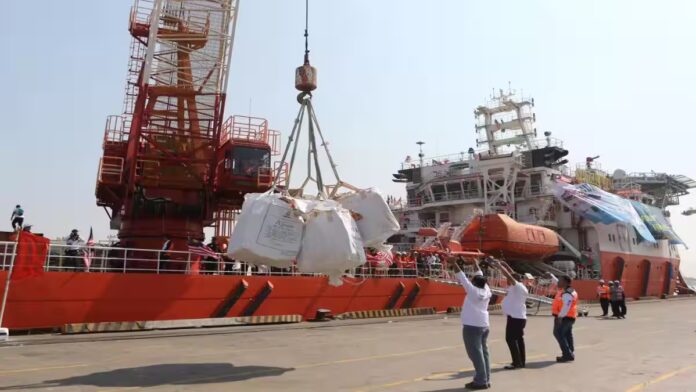 Bangladesh Gains Access to Pakistan's Karachi Port: A Major Shift in Subcontinental Trade Dynamics