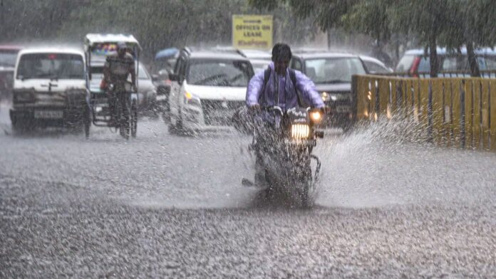 Post-Monsoon Rain Alert: Heavy Falls Expected in South India as Northeast Monsoon Nears