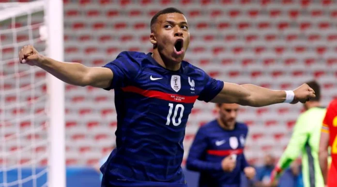 Kylian Mbappé Shines For France With Solo Goal And Assist, But Ankle Injury Concern Looms In 3-0 World Cup Qualifying Win Over Azerbaijan