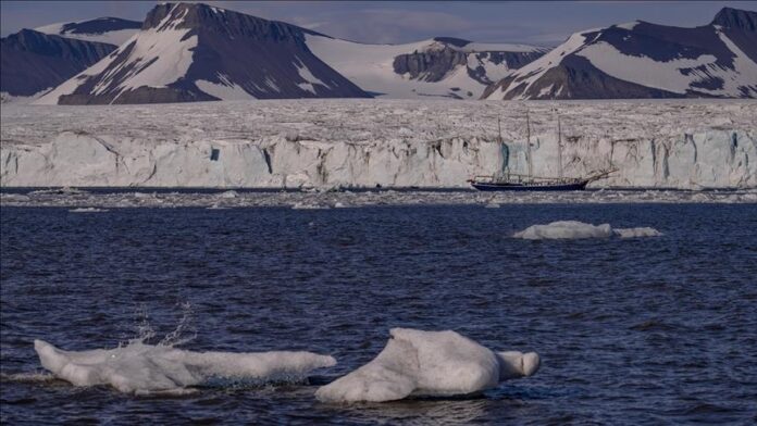 Switzerland’s Glaciers Suffer “Enormous” Melting In 2025, Losing 3% Volume In One Year