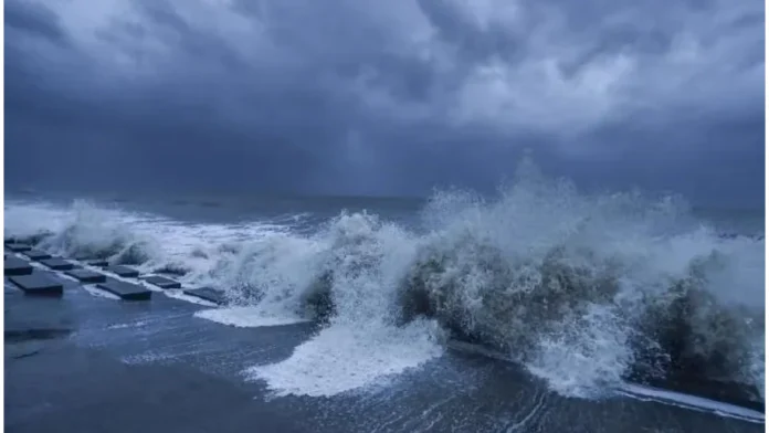 Cyclone ‘Shakhti’: Maharashtra, Gujarat On Alert, Officials Warn Of 100 Kmph Winds