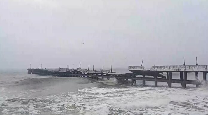 Cyclone Ditwah: 3 Killed As Heavy Rain Batters Tamil Nadu; IMD Issues Red Alert