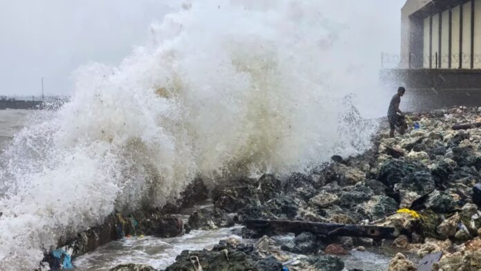 Cyclone Ditwah: Cyclonic Storm To Bring Extremely Heavy Rainfall In Tamil Nadu & Puducherry, Check All The Latest Updates