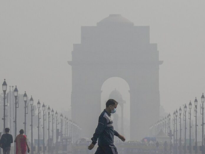Delhi Air Pollution Crisis Deepens: AQI Crosses 400 In Several Areas, City Remains Among Most Polluted In India