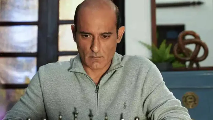 Drishyam 3 Producer SLAMS Akshaye Khanna For Ignoring Calls, Calls Him 'Unethical'