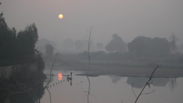 Delhi Pollution Crisis Deepens As Temperatures Plunge: CPCB-IMD Data Shows Sharp Inverse Link Between AQI and Winter Cooling