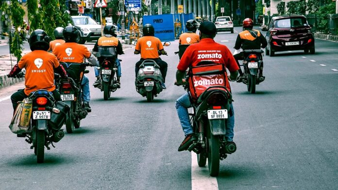 All-India Strike On Dec 25 & 31: Swiggy, Zomato, Blinkit, Amazon Delivery Workers Protest