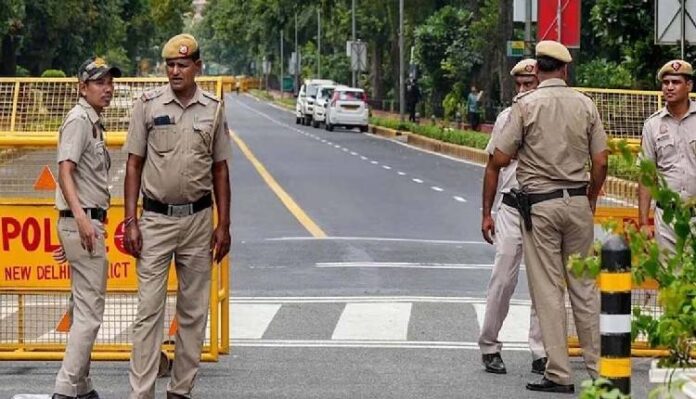 Brutal Tuitions-Route Robbery: 4 Juveniles Apprehended For Stabbing Teen Over ₹350