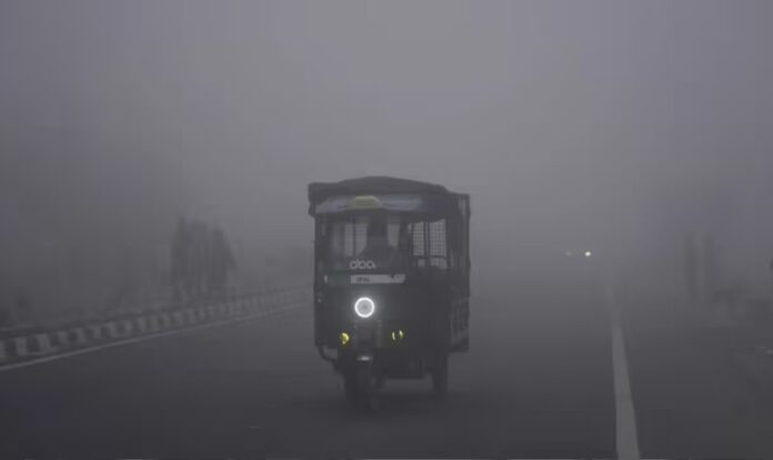 North India Shivers: Dense Fog And ‘Very Poor’ Air Cripple Life Across Multiple States