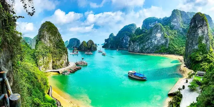 Thailand Tops New Year Travel List For Indians, Vietnam Sees Sharp Rise: MakeMyTrip