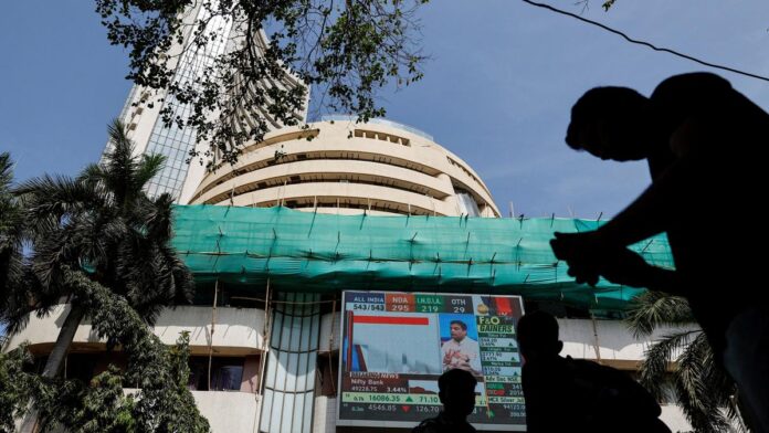 Indian Markets Open Flat: Record High Nifty Fades Amid IT Slump And Tariff Threats